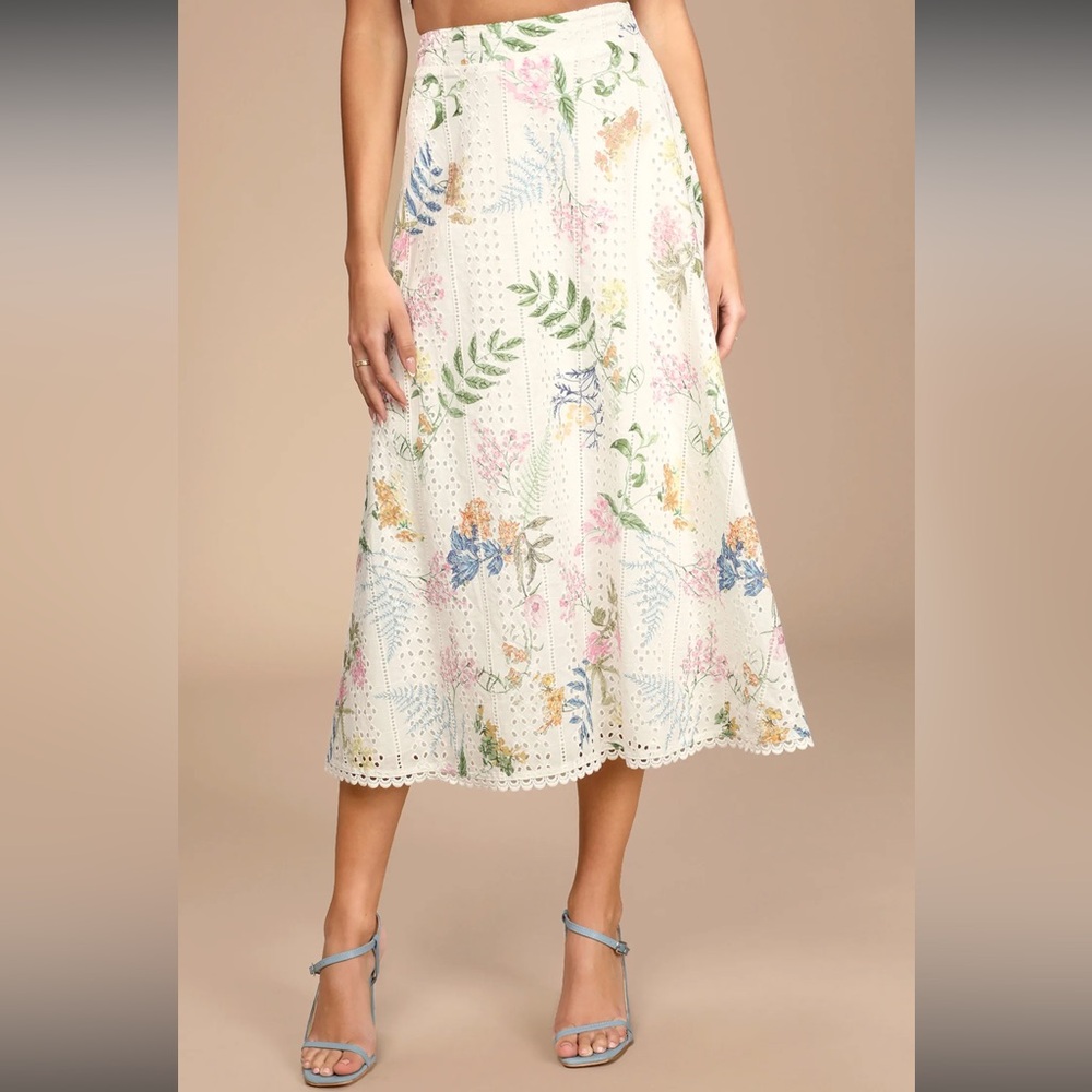NWT Lulus Sweet At Heart White Floral Embroidered Two-Piece Midi Dress Small - Picture 4 of 16